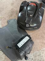 nieuwstaat husqvarna 320 automower 3017 uur !!!!, Tuin en Terras, Ophalen of Verzenden, Zo goed als nieuw