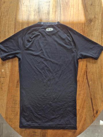 Under Armour Compression Shirt - Maat M beschikbaar voor biedingen