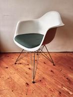 Eames DAR kuipstoel Vitra, Ophalen, Kunststof, Gebruikt, Wit