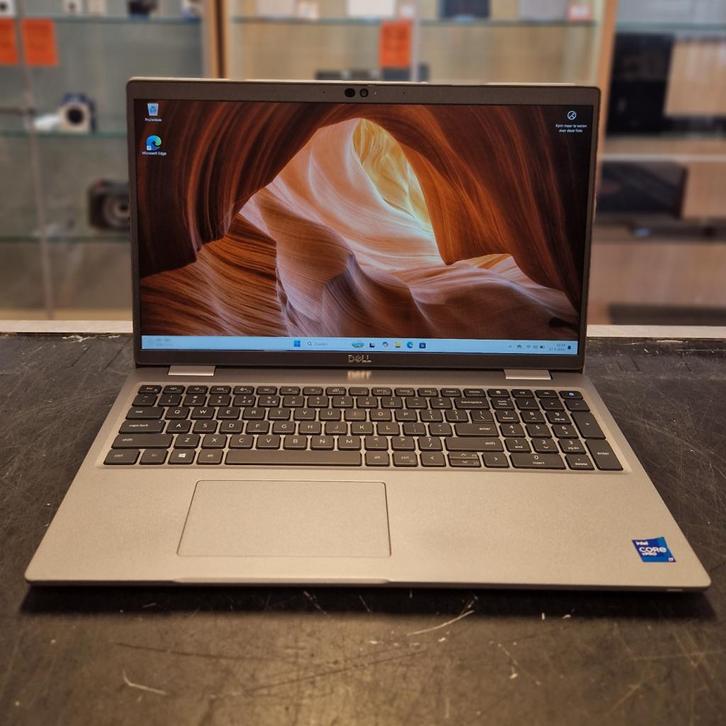 Dell Latitude 5520 Intel Core i7-1185G7 V Pro 16GB 512GB SSD, Computers en Software, Windows Laptops, Zo goed als nieuw