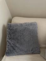 Zara Home Kussen 45x45 cm, Huis en Inrichting, Woonaccessoires | Kussens, Ophalen of Verzenden, Zo goed als nieuw, Grijs, Vierkant