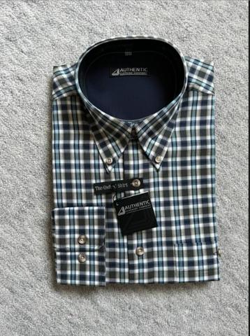 Overhemd maat M, Nieuw beschikbaar voor biedingen