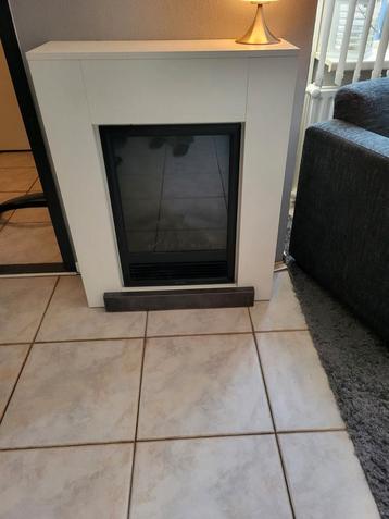 Mooie electrische sfeerhaard met warmte 