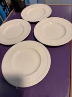 4 Wedgewood Windsor bordjes van 18 cm diameter, Antiek en Kunst, Antiek | Servies compleet, Ophalen