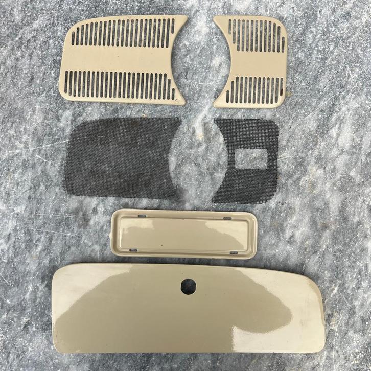 VW Kever Dashboard grille radio afdekplaat set, Auto diversen, Auto-accessoires, Gebruikt, Ophalen of Verzenden
