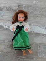 Vintage Pop met Groene Jurk, Ophalen of Verzenden, Gebruikt, Overige typen