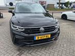 Volkswagen Tiguan 1.4 TSI eHy R-line, 150 pk, Zwart, Leder, Hybride Elektrisch/Benzine