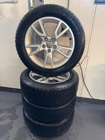 Set Audi velgen met winter banden  beschikbaar voor biedingen