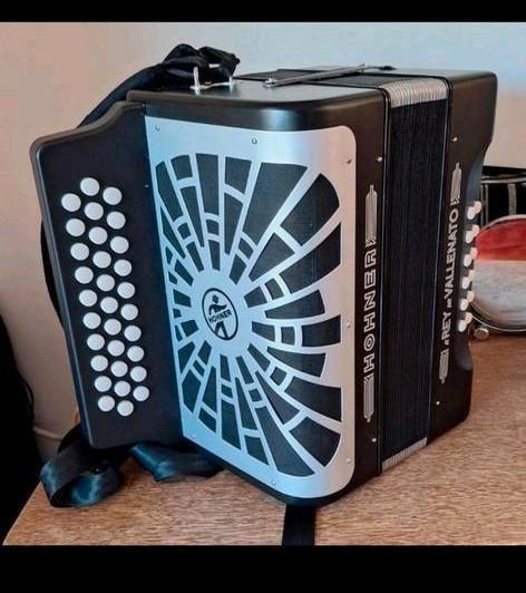 Hohner Rey Vallenato zwart Zgan., Muziek en Instrumenten, Accordeons, Zo goed als nieuw, Overige merken, Ophalen