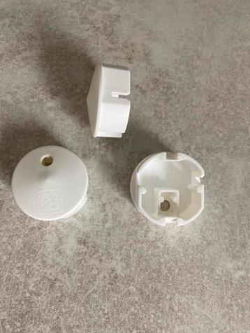 3 Nieuwe Stopcontact Afdekdoppen beschikbaar voor biedingen