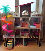 LOL huis + camper + poppen, Kinderen en Baby's, Speelgoed | Poppenhuizen, Ophalen, Zo goed als nieuw, Poppenhuis