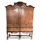 Antiek 18e eeuws Westerwolds eikenhouten kabinet, Antiek en Kunst, Antiek | Meubels | Kasten, Ophalen of Verzenden