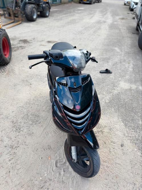 Zip 4Takt Brom (MAG VOOR 700 WEG ZSM), Fietsen en Brommers, Scooters | Piaggio, Zo goed als nieuw, Zip, Ophalen