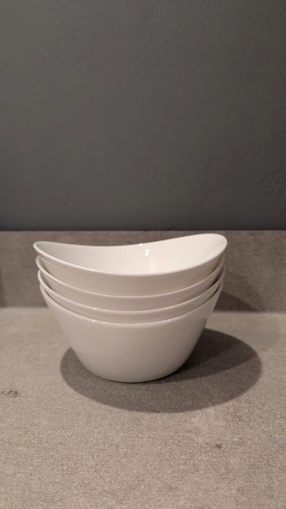 IKEA skyn soep kommen 4 schaaltjes / servies porselein, Huis en Inrichting, Keuken | Servies, Ophalen of Verzenden