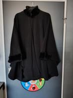 Mooie zwarte poncho met mouwen, Onbekend, Ophalen of Verzenden, Zo goed als nieuw, Zwart