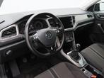 Volkswagen T-Roc 1.0 TSi 110 Pk Style | Trekhaak | Adaptive, Voorwielaandrijving, Stof, Gebruikt, 1194 kg