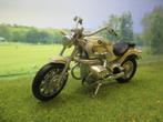 BMW R 1200 C Cruiser als in James Bond Tomorrow Never Dies, Hobby en Vrije tijd, Modelauto's | 1:18, Ophalen of Verzenden, Zo goed als nieuw