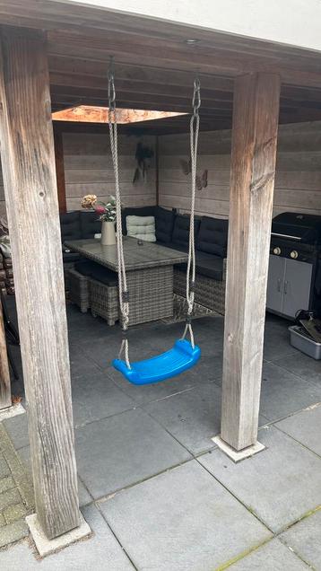 Schommelzitje. Blauw beschikbaar voor biedingen