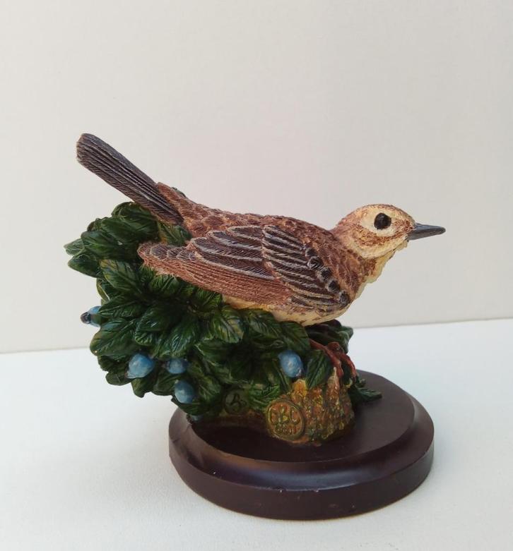 De Graspieper - Vogel Beeldje - Eaglemoss, Verzamelen, Dierenverzamelingen, Zo goed als nieuw, Beeldje of Figuurtje, Vogel, Ophalen of Verzenden