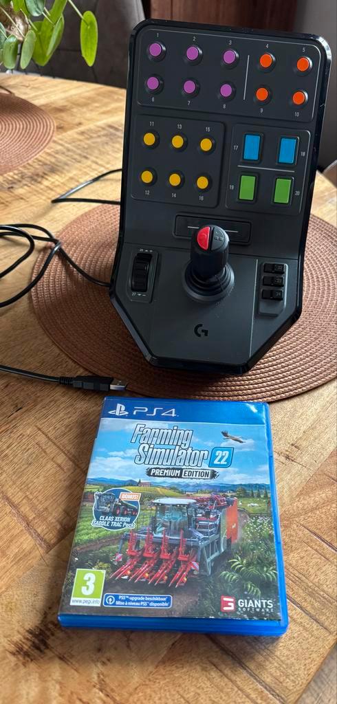 Logitech heavy equipment side panal + FS 22 - PS4 PS5, Computers en Software, Joysticks, Zo goed als nieuw, Ophalen of Verzenden