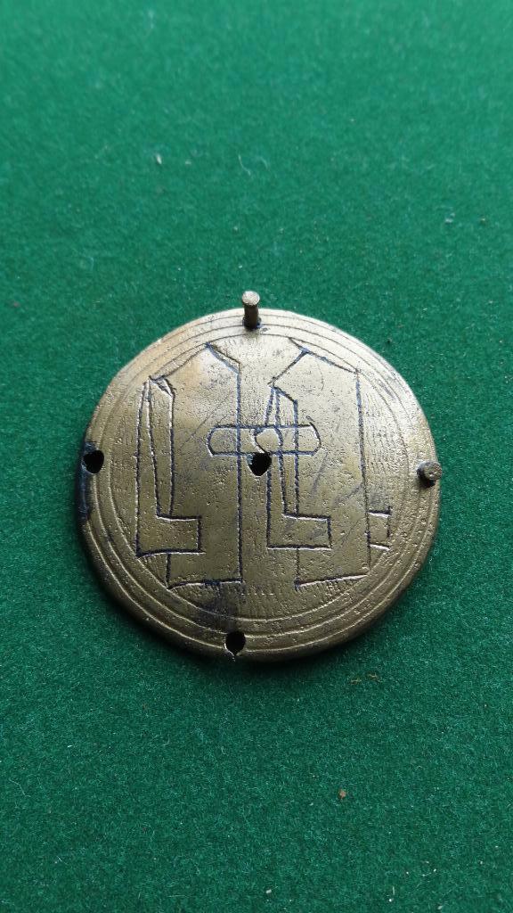 Afdekplaatje gotische dolk -14/15e eeuw Bodemvondst, Antiek en Kunst, Antiek | Koper en Brons, Koper, Ophalen of Verzenden