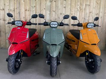 Lambretta X300 SR NIEUW DIRECT LEVERBAAR! beschikbaar voor biedingen