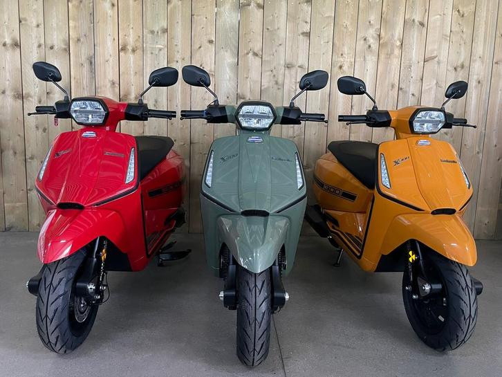 Lambretta X300 SR NIEUW DIRECT LEVERBAAR!, Motoren, Motoren | Overige merken, Bedrijf, Ophalen