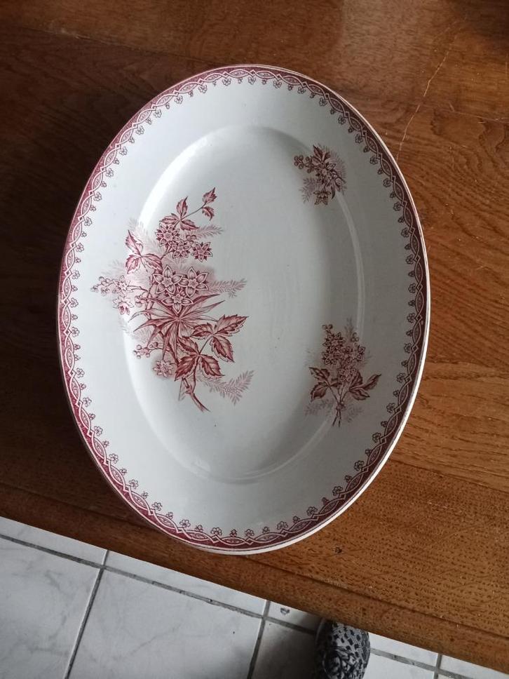 ovalen serveerschaal Franse merk Amand serie MARGOT rood, Antiek en Kunst, Antiek | Servies los, Ophalen of Verzenden