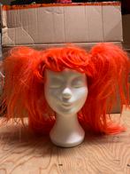 Oranje pruik 13 stuks met staartjes carnaval, Ophalen of Verzenden, Gedragen, Carnaval