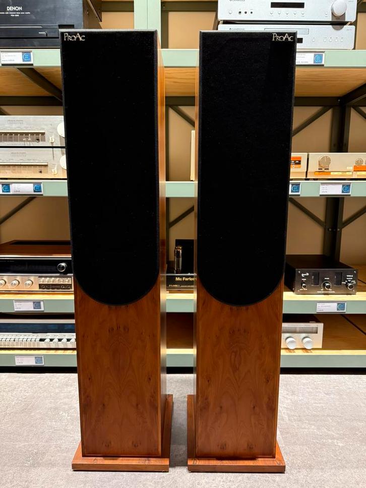 ProAc Studio 150, zeldzaam wortelnoot, klinken fenomenaal, Audio, Tv en Foto, Luidsprekers, Zo goed als nieuw, Front, Rear of Stereo speakers