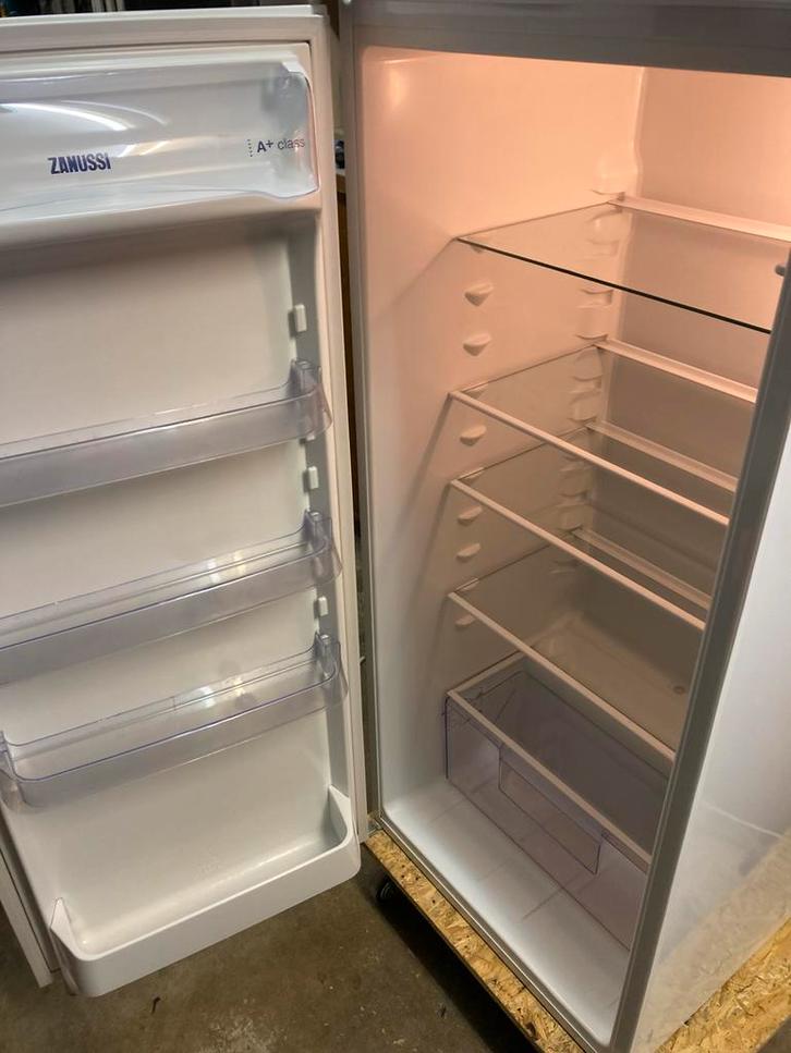 Zanussi energieklasse A+ zeer ruime en schone koelkast, Witgoed en Apparatuur, Koelkasten en IJskasten, Gebruikt, Zonder vriesvak