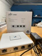 UniFi Security Gateway USG, Ophalen of Verzenden, Zo goed als nieuw, Router