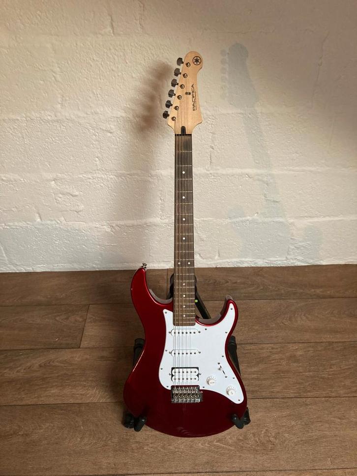 Yamaha Pacifica Gitaar, Muziek en Instrumenten, Snaarinstrumenten | Gitaren | Elektrisch, Zo goed als nieuw, Solid body, Overige merken
