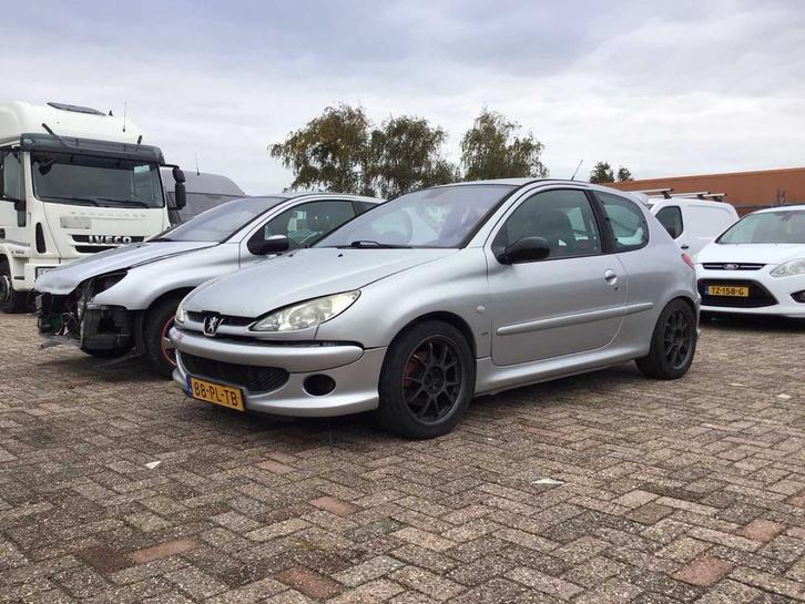 Peugeot - Circuitauto 2x - 2.0-16V GTI - Personenauto (2x), Auto's, Peugeot, Bedrijf, Overige modellen, Overige brandstoffen, Euro 3