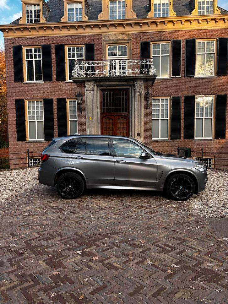 BMW X5 Xdrive 30D Aut8 (2014) 2015 Grijs, Auto's, BMW, Particulier, X5, 4x4, ABS, Achteruitrijcamera, Adaptieve lichten, Airbags