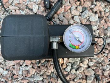 Turbo Mini Luchtcompressor 250PSI beschikbaar voor biedingen