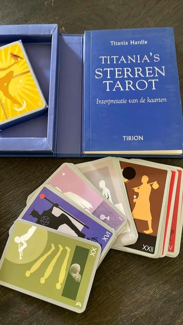 T. Hardie - Titania's sterren tarot beschikbaar voor biedingen