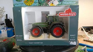 Fendt 824 first edition  beschikbaar voor biedingen