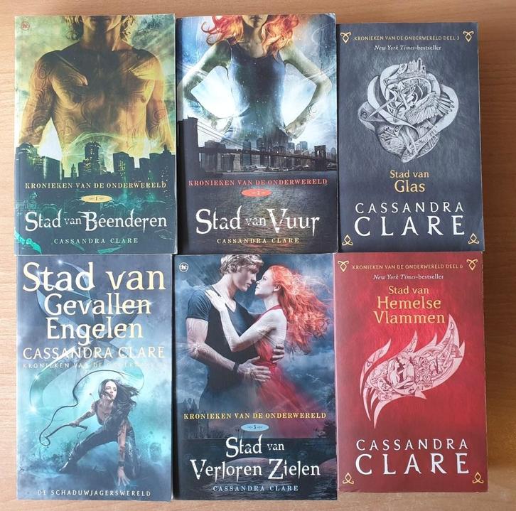 Cassandra Clare - Kronieken van de Onderwereld, Boeken, Fantasy, Gelezen, Ophalen of Verzenden