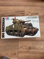 Tamiya WW2 M4 Sherman tank, Hobby en Vrije tijd, Modelbouw | Auto's en Voertuigen, Tank, 1:32 tot 1:50, Ophalen of Verzenden, Zo goed als nieuw