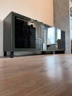 IKEA Vitrinekast - Olijfgroen Metaal & Glas + Bewegingssenso, Huis en Inrichting, Kasten | Vitrinekasten, 150 tot 200 cm, Ophalen of Verzenden