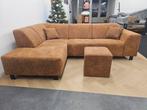 Hoekbank - Cognac - Microvezel + Hocker, 125 cm of meer, 125 cm of meer, Zo goed als nieuw, Info@homefriesland.nl