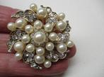 Goudkleur vintage broche rond model met Parels en schitters, Verzenden, Overige materialen, Broche