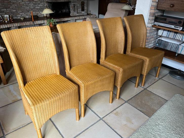 Vier Lloyd loom eetkamerstoelen, Huis en Inrichting, Stoelen, Zo goed als nieuw, Vier, Bruin, Ophalen
