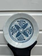 Majolica bord. (Gerestaureerd), Ophalen of Verzenden