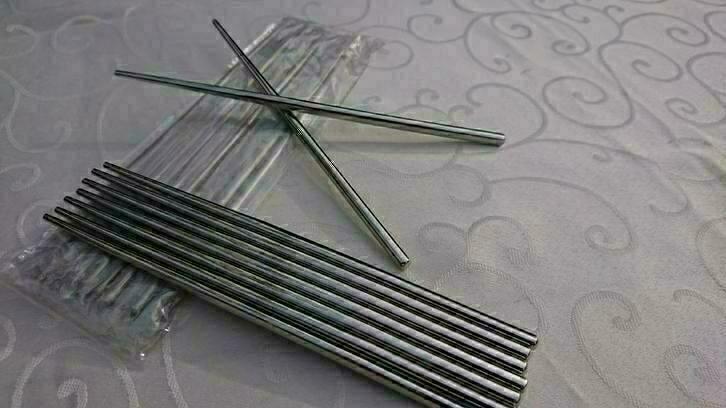5 paar koreaanse eetstokjes Roestvrijstaal RVS, Huis en Inrichting, Keuken | Bestek, Nieuw, Rvs of Chroom, Ophalen of Verzenden