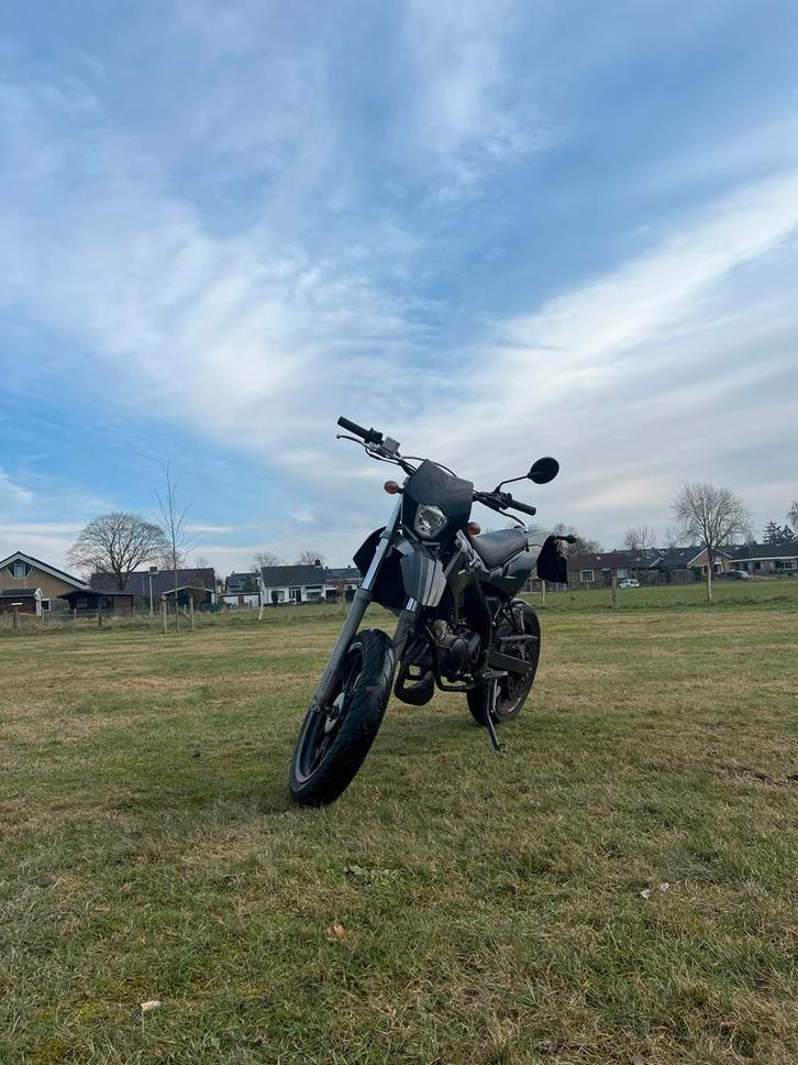 Rieju mrt 50 -50cc nette staat, Fietsen en Brommers, Brommers | Crossbrommers, Zo goed als nieuw, Overige merken, Ophalen