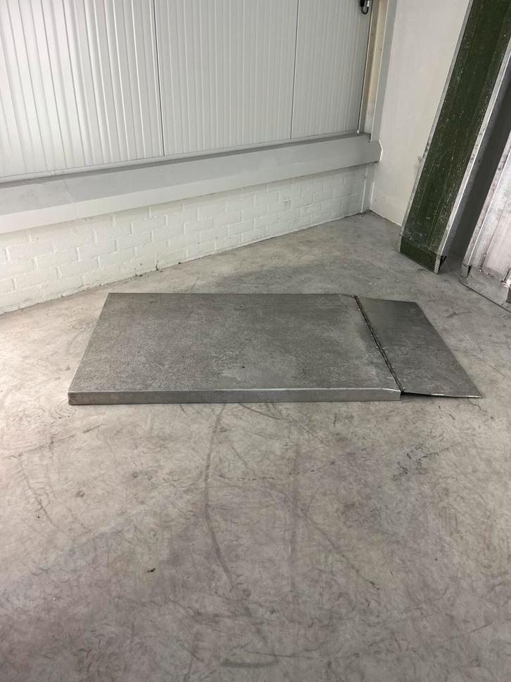 Drempel plaat / oprijplaat aluminium, Doe-het-zelf en Verbouw, Deuren en Horren, Gebruikt, Ophalen