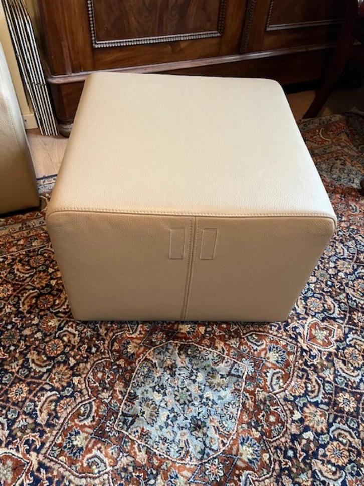 schuitema  hocker set, Huis en Inrichting, Banken | Voetenbanken en Poefen, Zo goed als nieuw, 50 tot 75 cm, Minder dan 50 cm