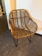 Vintage rotan stoel met metalen poten, Ophalen of Verzenden